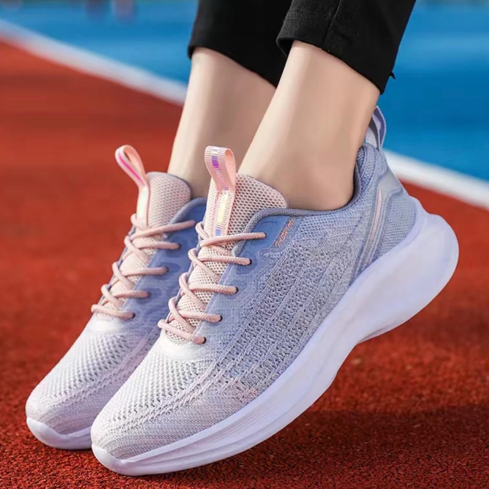 Women Lightweight Breathable Flying Weave Running Shoes